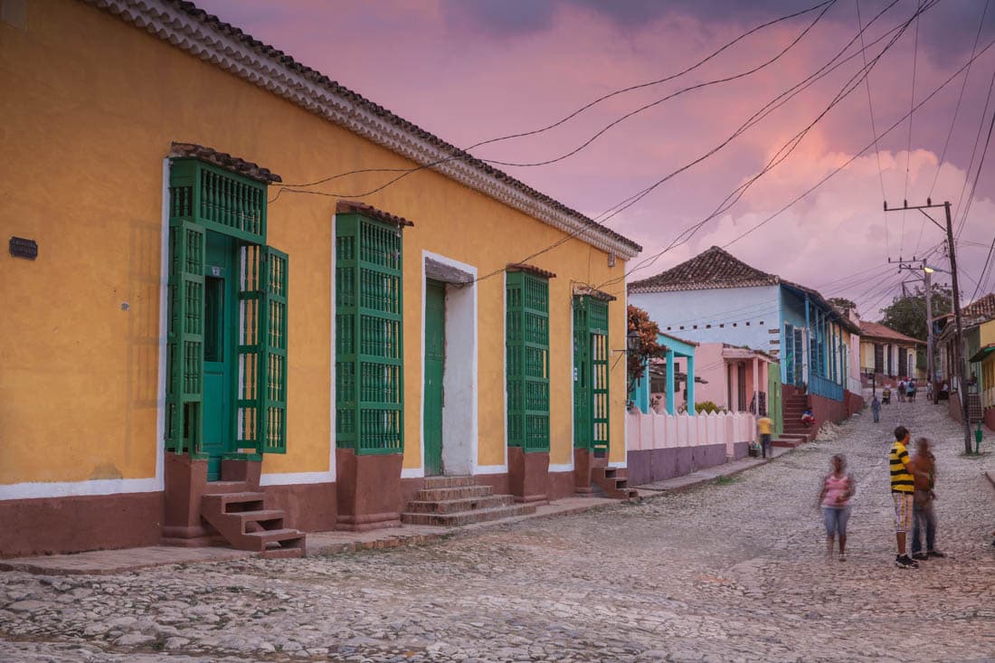 Une rue colorée de Trinidad, Cuba