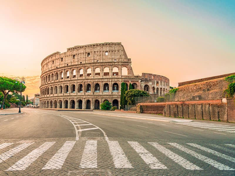 Colisée de Rome au coucher du soleil