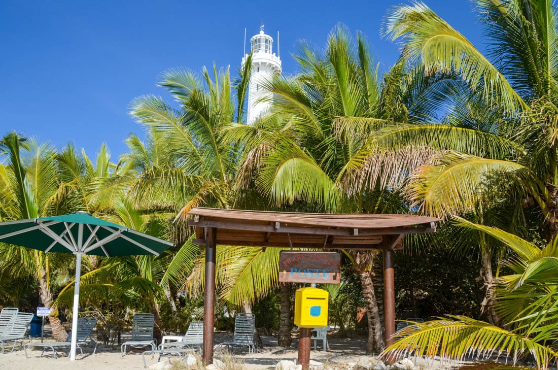 La cabane du gardien et le phare Amédée, îlot Amédée, Nouvelle-Calédonie