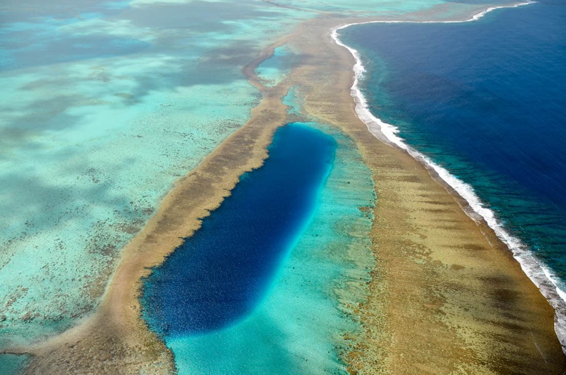 Survol en ULM au-dessus du lagon de Nouvelle-Calédonie