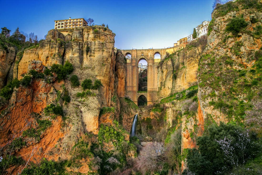 Ronda et son pont spectaculaire