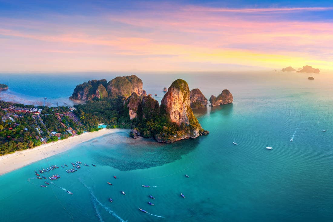 Falaises calcaires et plages de Krabi, Thaïlande