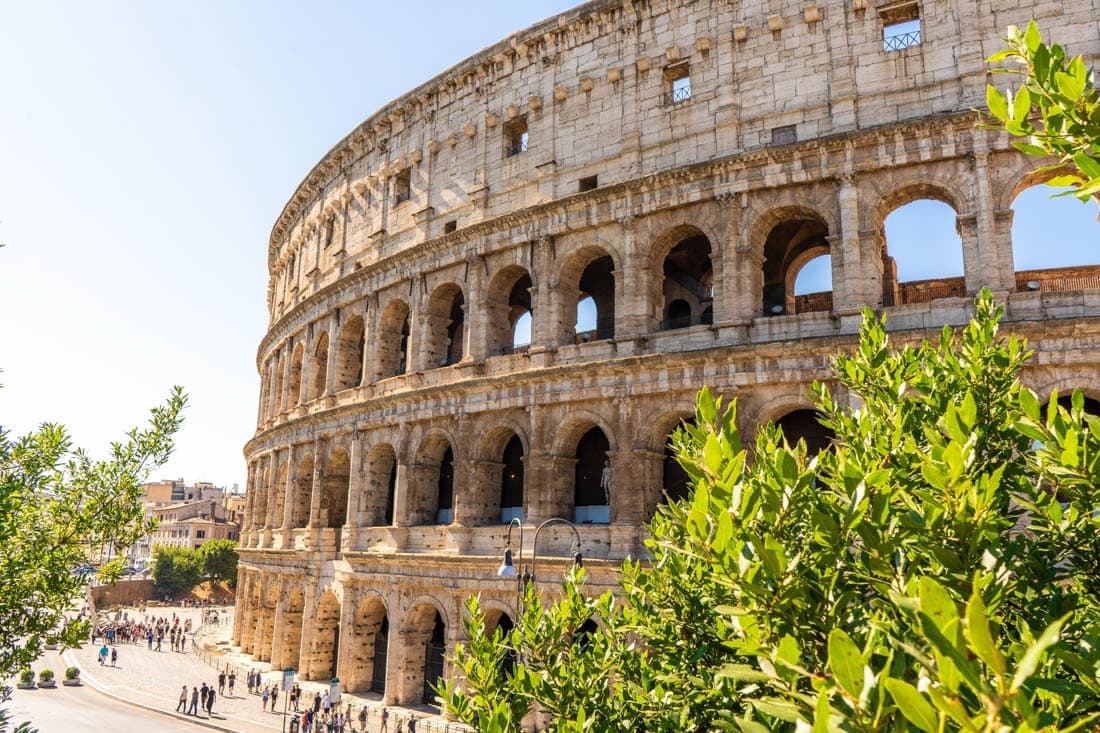 Le Colisée, l'amphithéâtre emblématique de la Rome antique